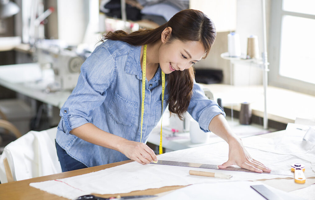 Low MOQ Customization, Lulu Helps Break Apparel Entrepreneurship Barriers
